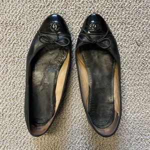 Authentic Chanel Black Ballet Flat size 38 / 8